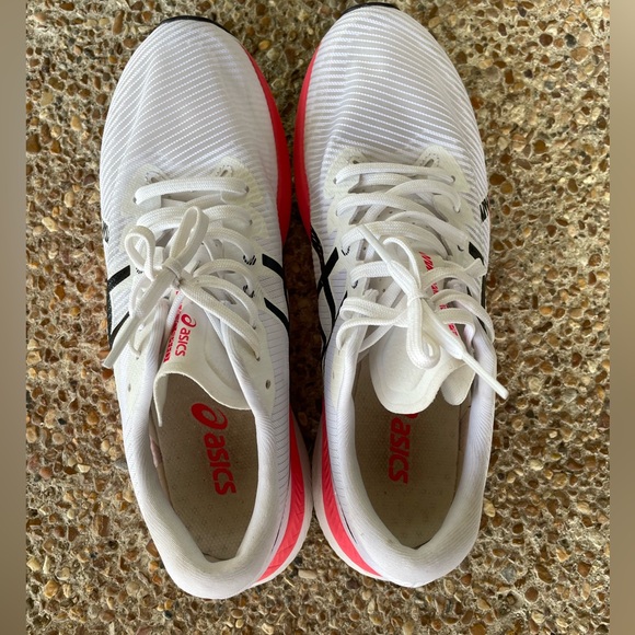 Asics Magic Speed 3 - Picture 1 of 4